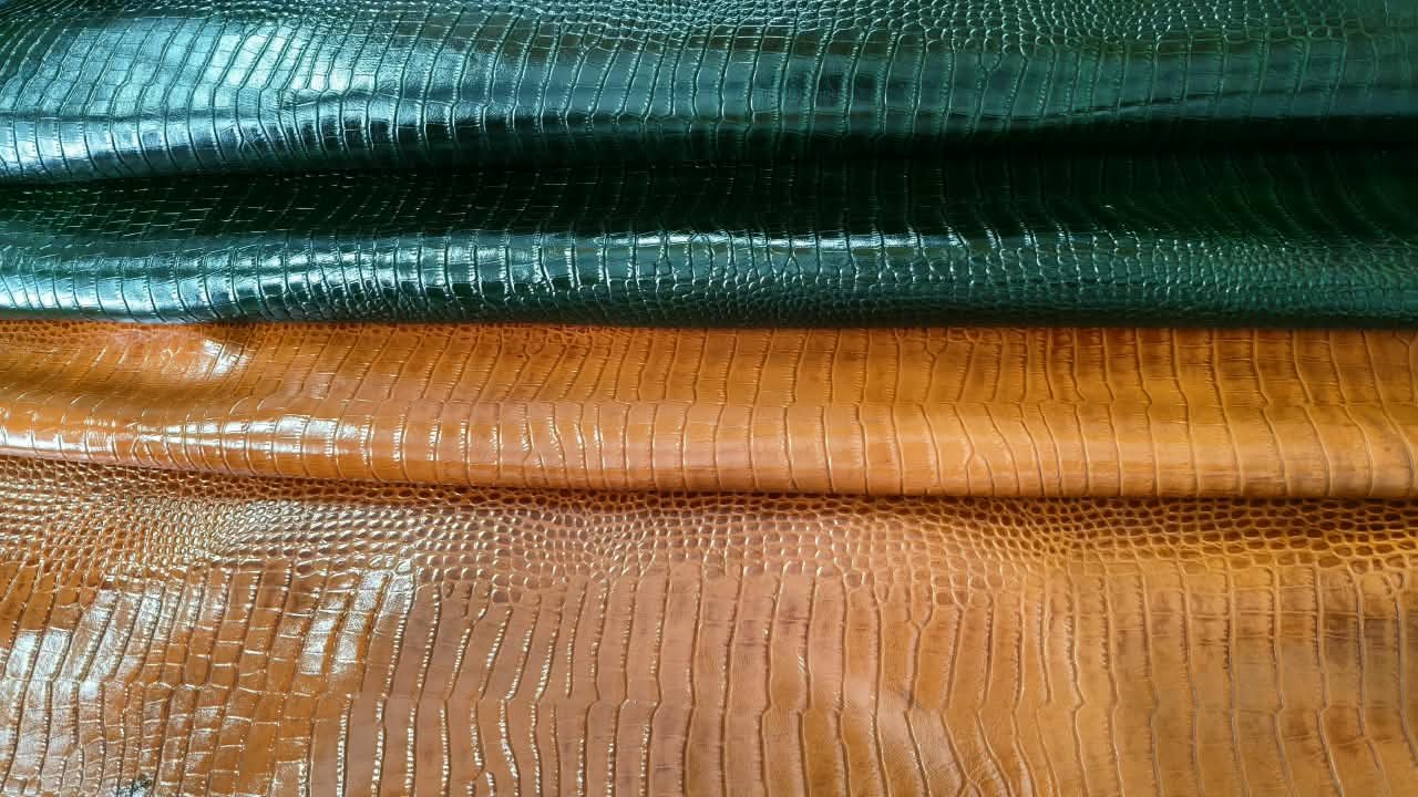 PREMIUM CROCO-PRINTED ANALINE LEATHER
